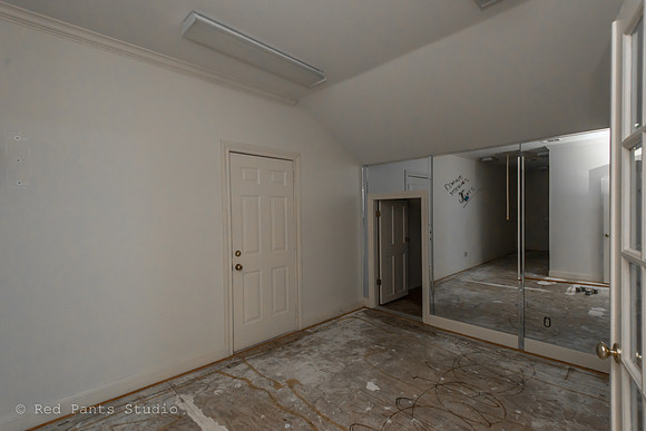 Foursquare Builders - Balcones